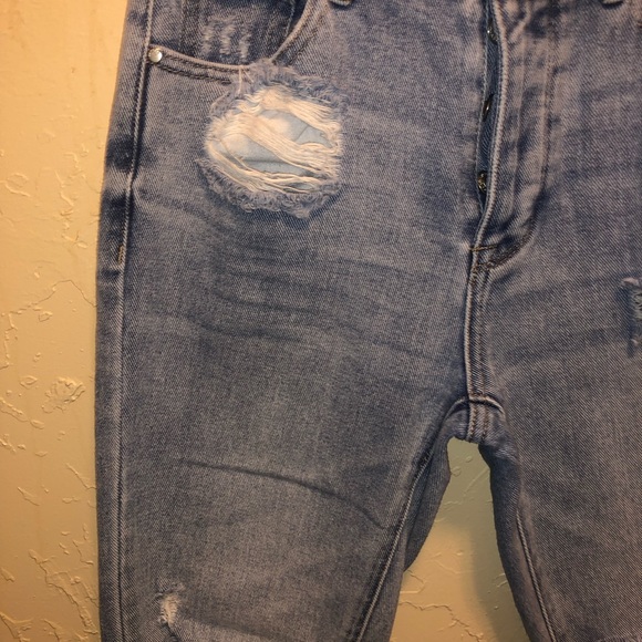 Size 23 mom jean from PacSun - Picture 1 of 4